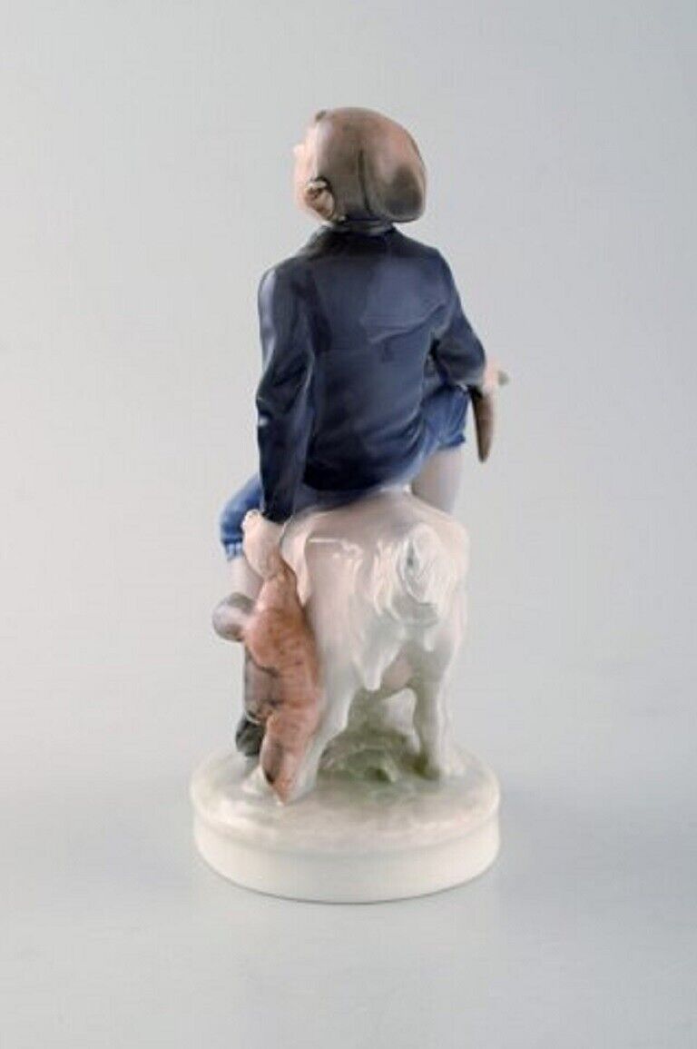 Royal Copenhagen porcelain figurine After HC Andersen's "Jack the dullard"