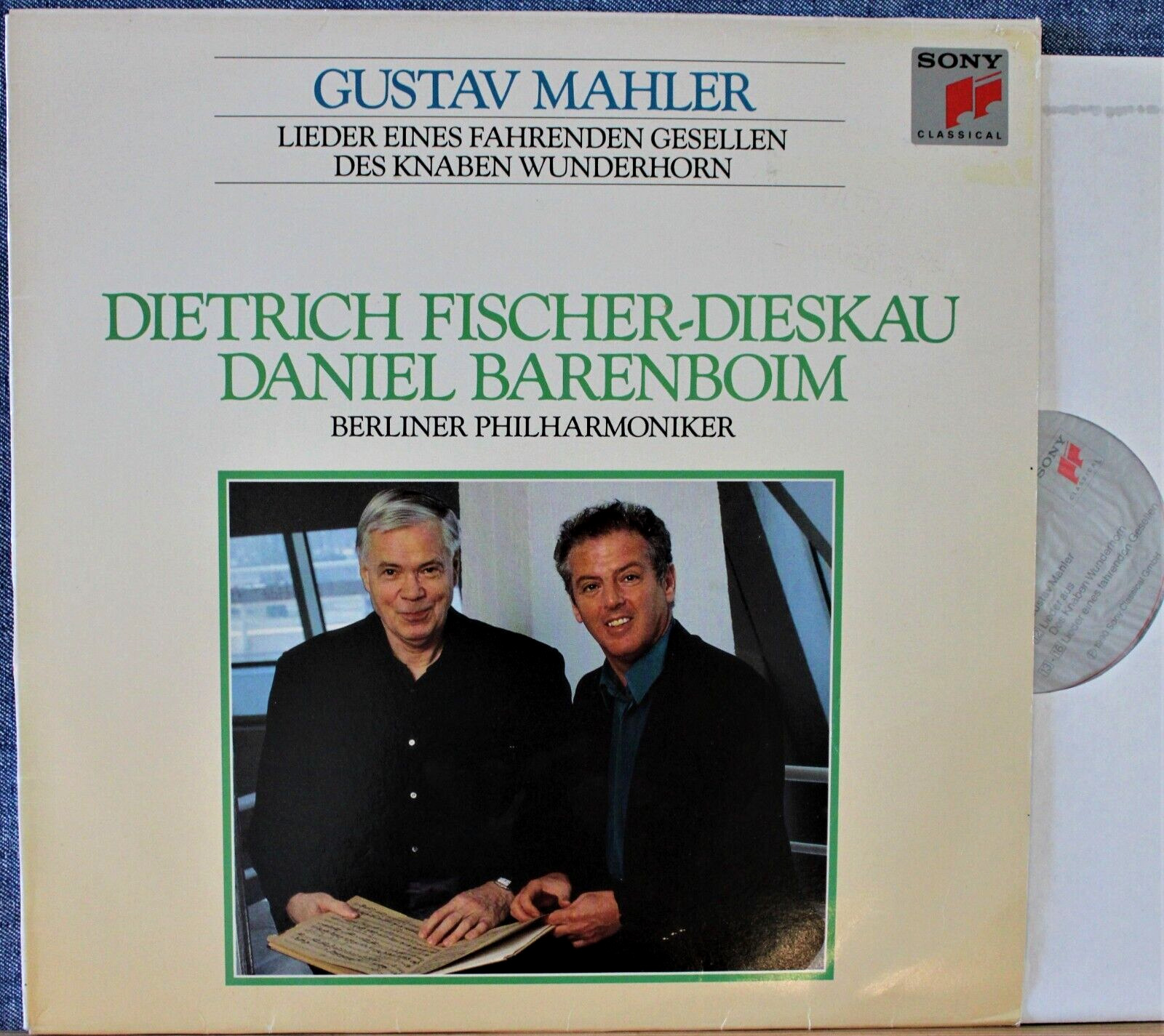 Fischer-Dieskau; Barenboim Mahler (Fahrenden Gesellen; etc) Sony S 44935 dig