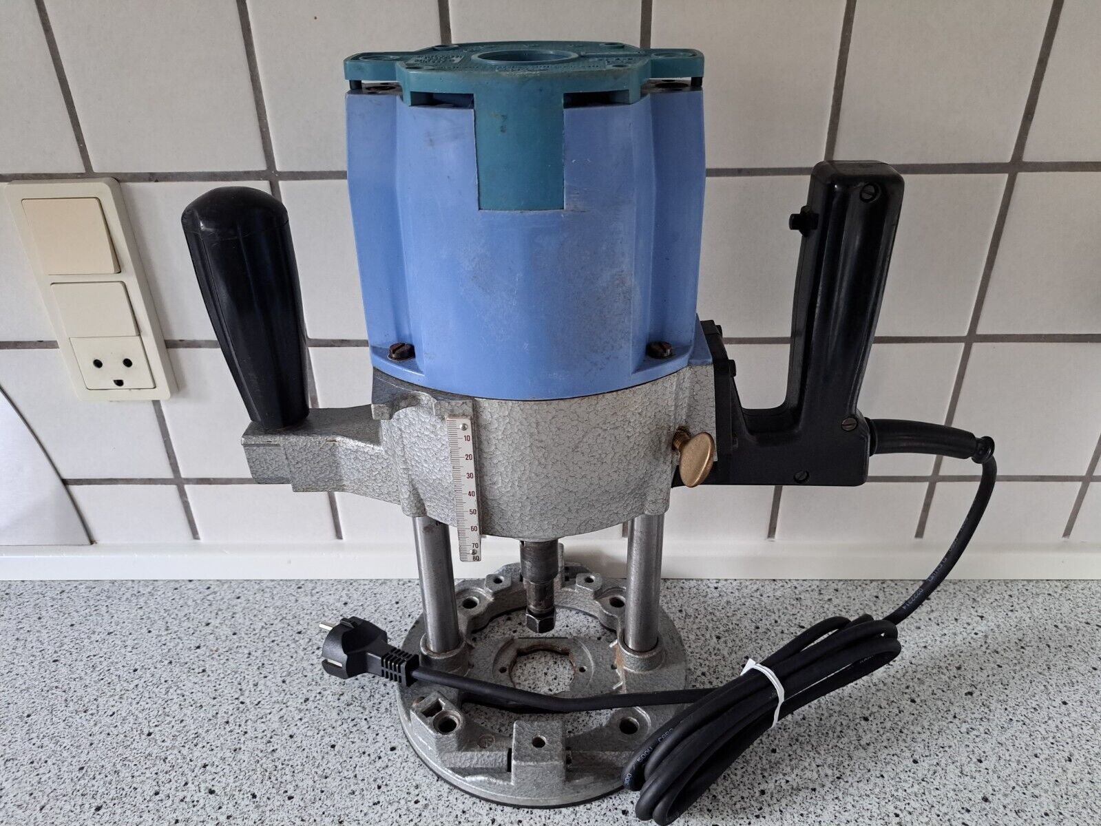 Scheer HM 16 Router