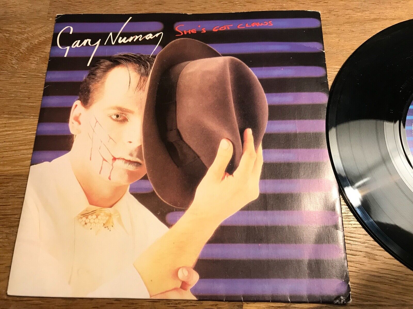 GARY NUMAN "SHE´S GOT CLAWS / I SING RAIN" 1981 UK 7" BEGGARS BANQUET ENGLAND***