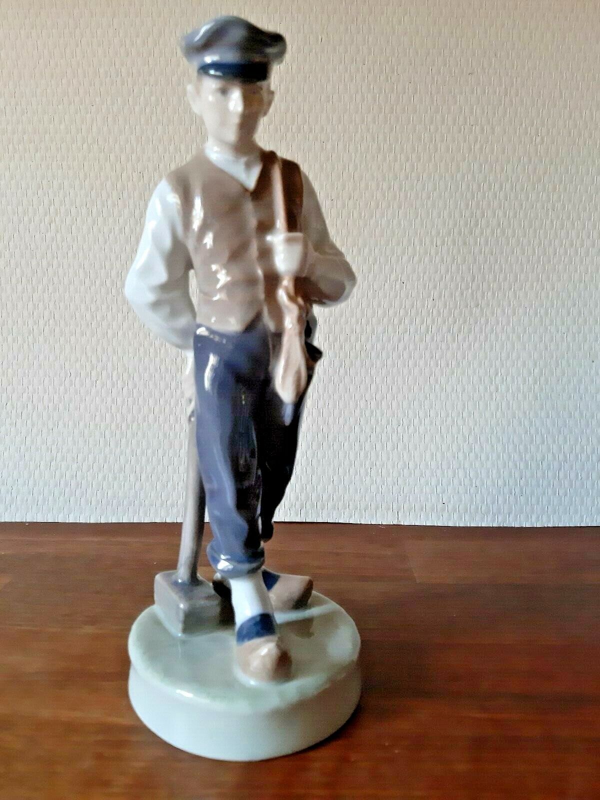 SHEPHERD BOY by Chr Thomsen 1965 for ROYAL COPENHAGEN # 620 FIRST CLASS