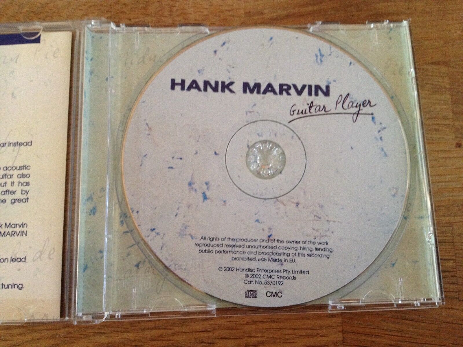 HANK MARVIN "GUITAR PLAYER" 2002 CMC RECORD ONLY RELEASED IN DENMARK 15 SONGS CD