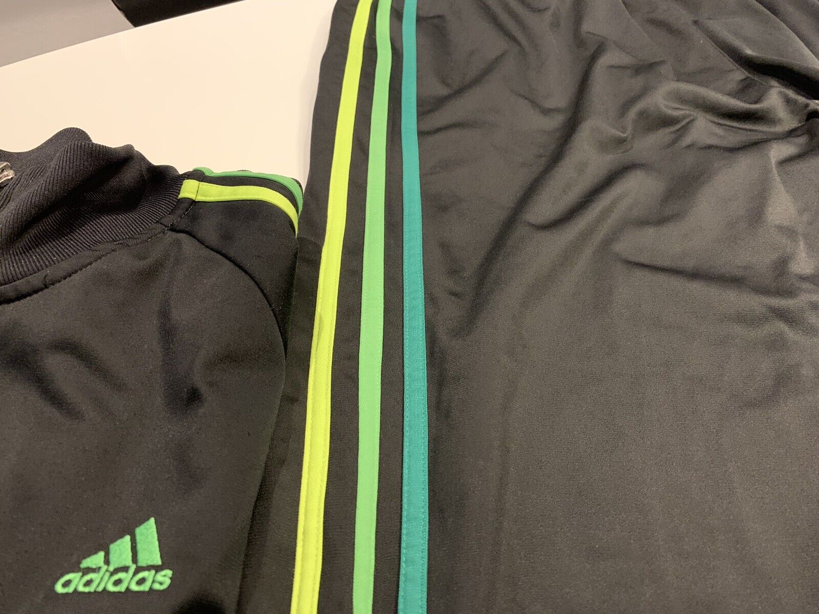 adidas Climate Trackset XL Rare Collectors Item