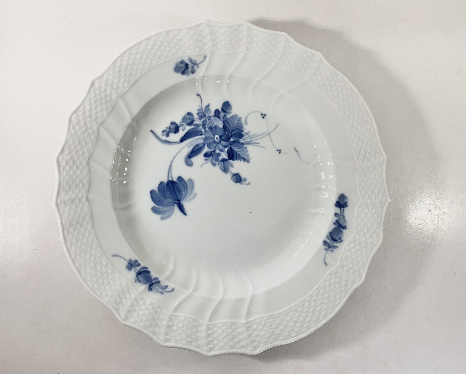 4x Royal Copenhagen Blue Flowers Curved Dinner Plates 1621 Diameter 25 cm