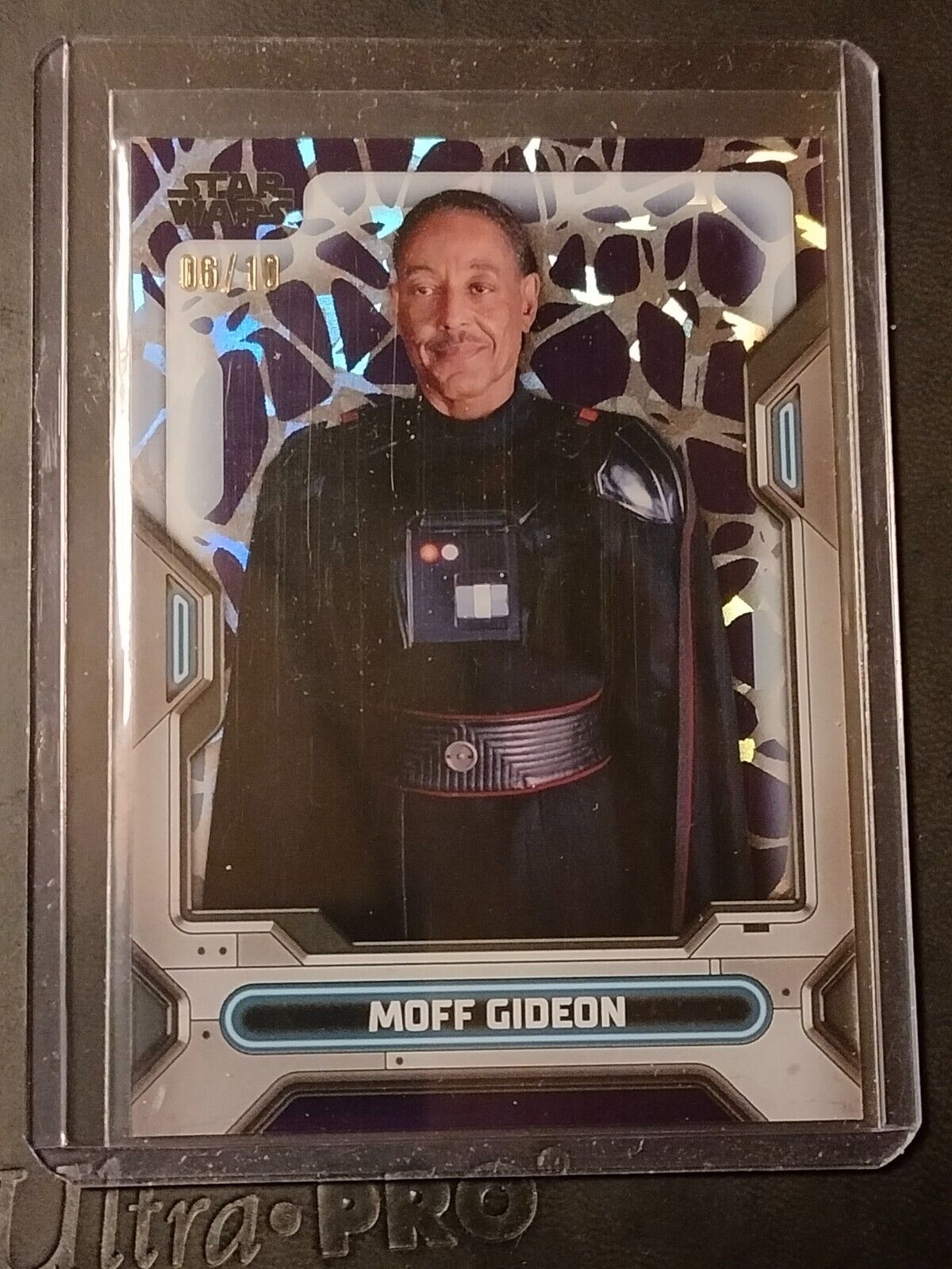 2023 Topps Star Wars High Tek 6/10 Moff Gideon Purple - Giraffe Pattern