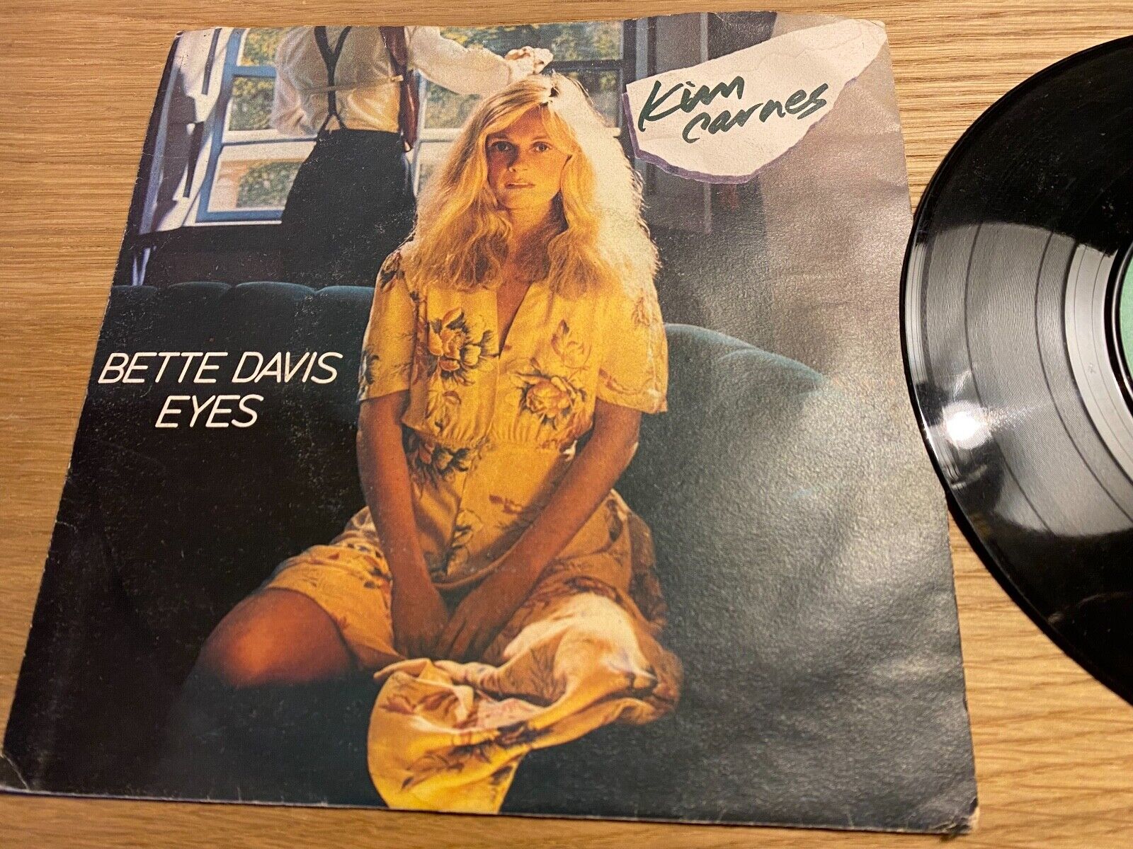 KIM CARNES "BETTE DAVIS EYES / MISS YOU TONITE" 1981 EMI AMERICA RECORDS ITALY 7