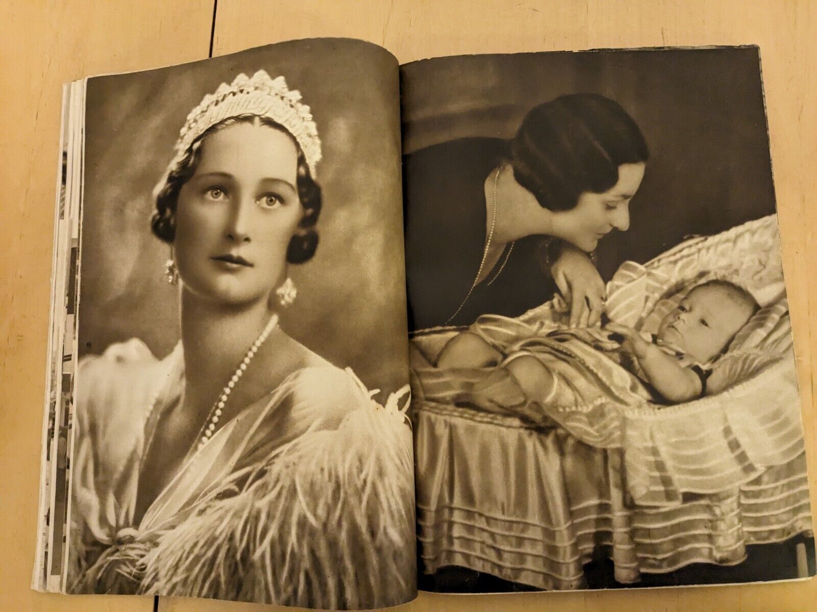 Sweden PRINCESS ASTRID Belgium QUEEN Very old Book/Magazine from 1935 ROYAL BO13