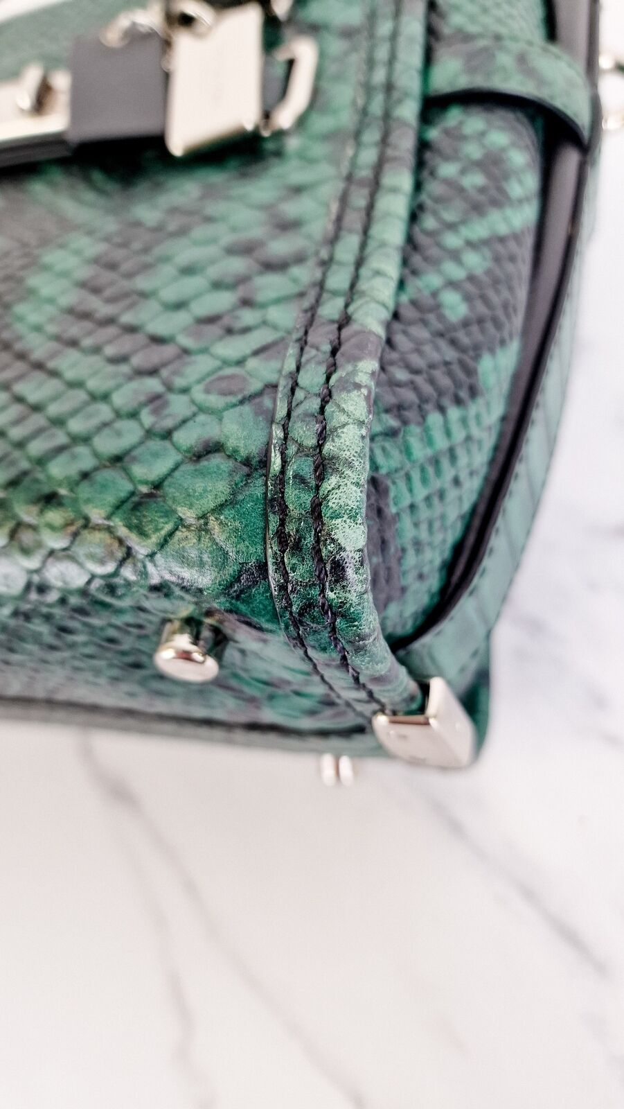 Coach Swagger 21 Green Black Snake Print Handbag Crossbody Bag Coach 38360