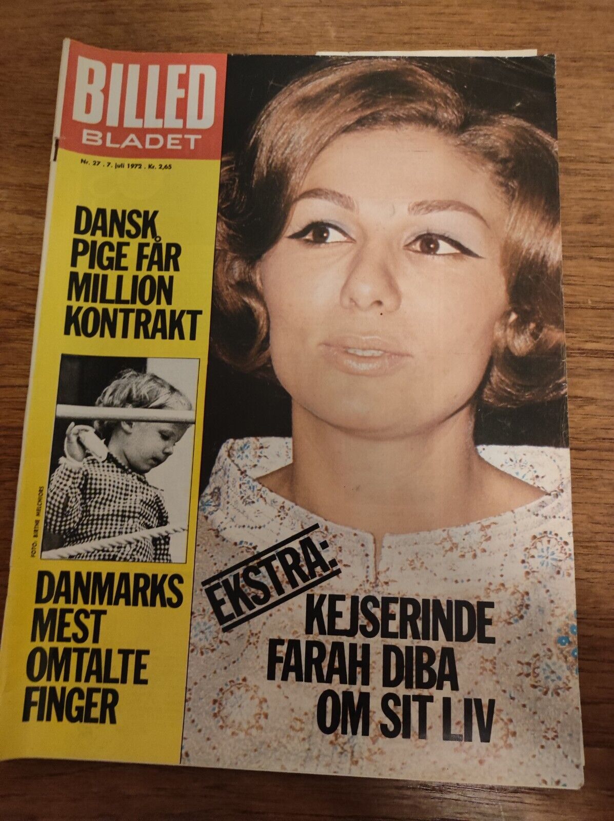 FARAH DIBA Prince Frederik Joachim HUGH HEFNER Tom Jones 1972 Magazine BB62