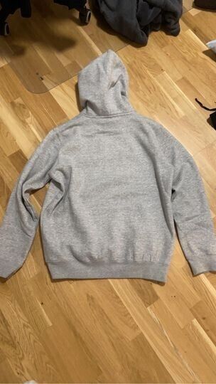 Soft Regular fit Grey Hendrix Pullover/Hoodie in size Medium