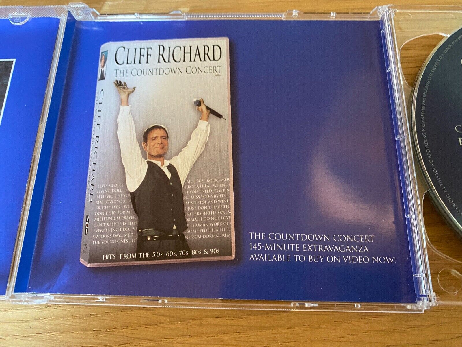 CLIFF RICHARD "THE WHOLE STORY- HIS GREATEST HITS" 2 X CD SET 2000 EMI RECORDS