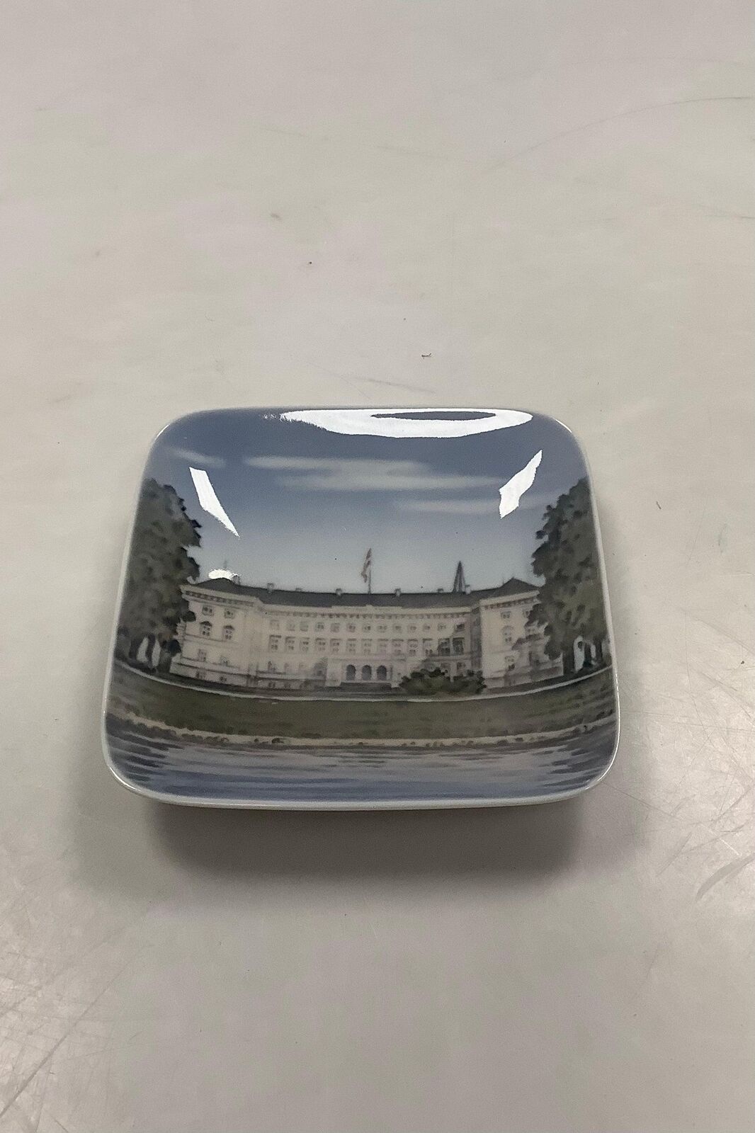 Royal Copenhagen Bowl and ashtray Soro Akademi No 3629