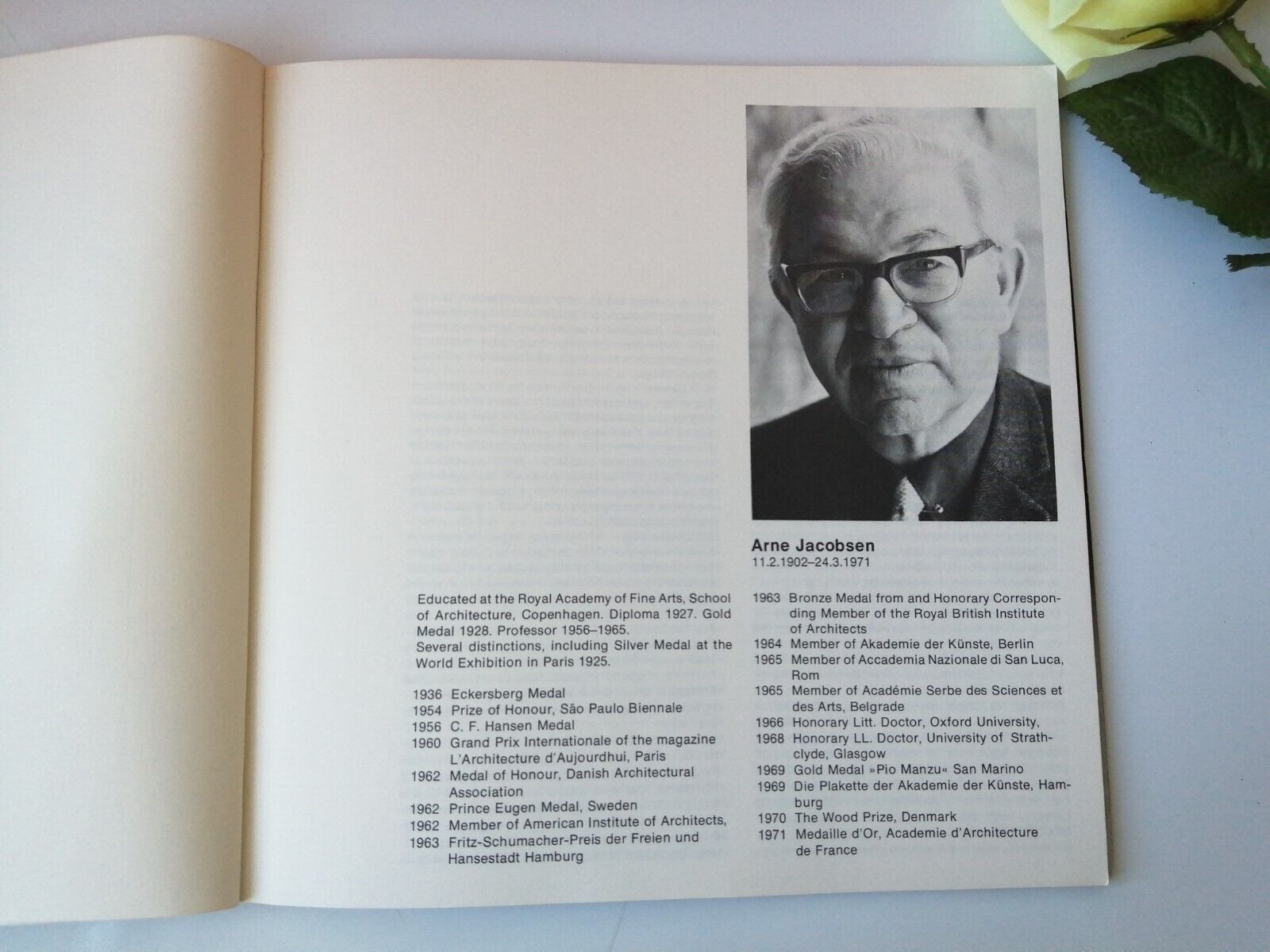 Danish bookletARNE JACOBSEN 1976 The Danish Bicentennial Commitee RARE