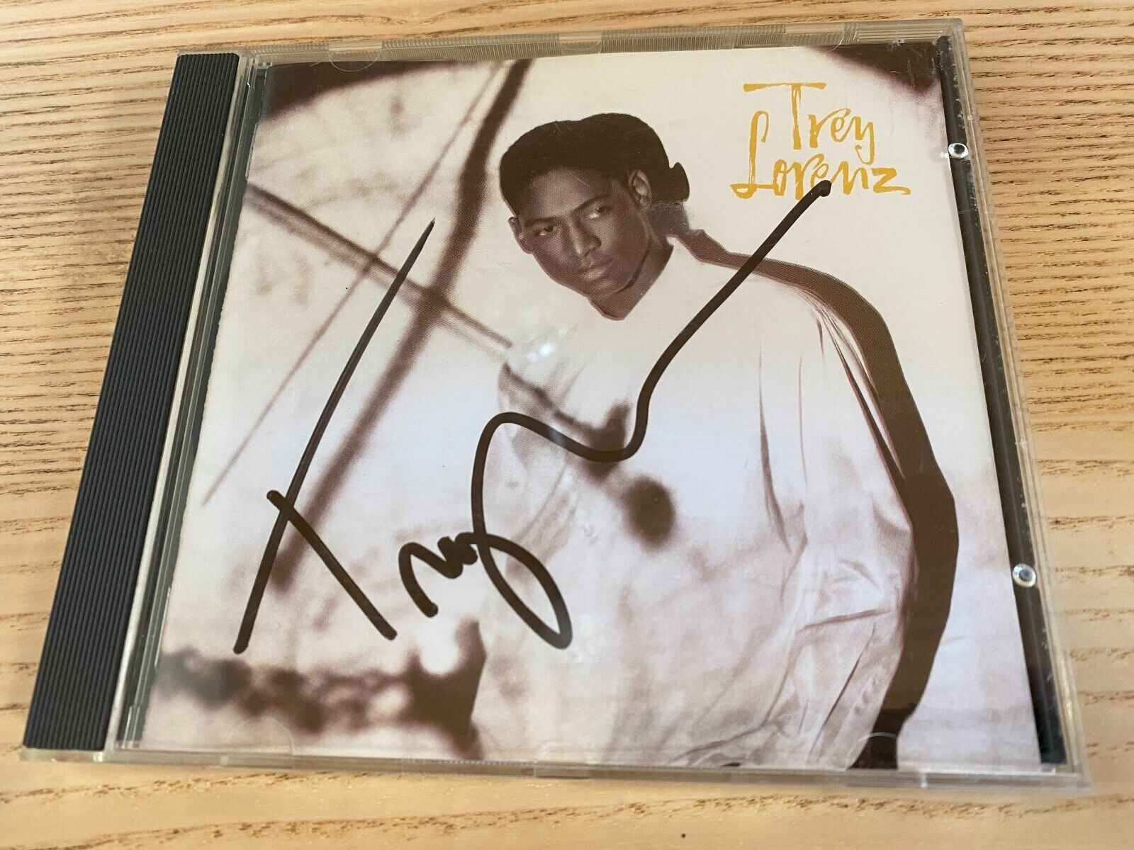 TREY LORETZ MINT 1992 CD ALBUM WITH 100 % ORIGINAL AUTOGRAPH HAND SIGNED NEW OOP