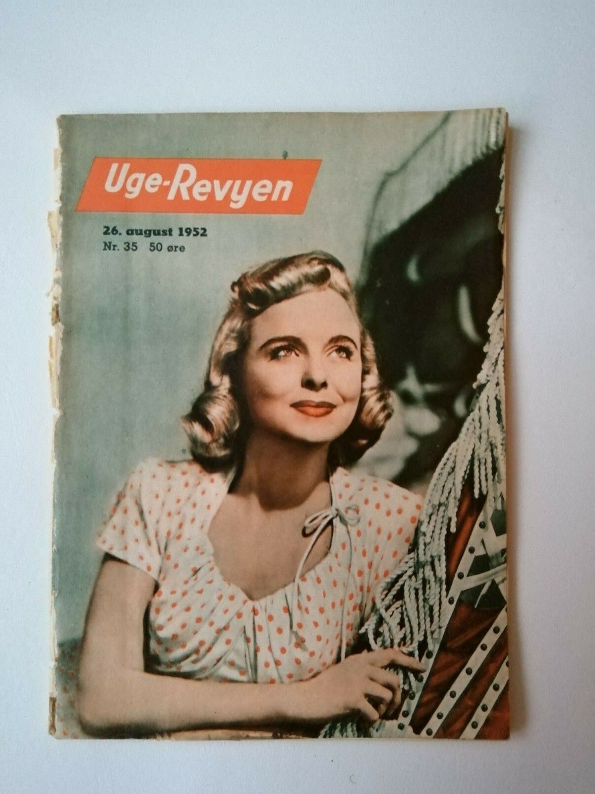 Danish magazine"Uge-Revyen" No 35 1952Meg Randall coverMany other stars