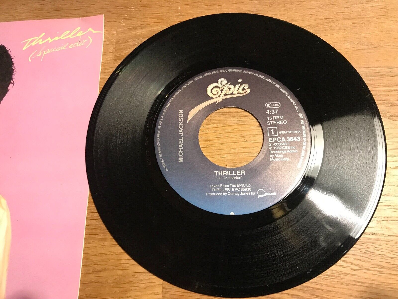 MICHAEL JACKSON "THRILLER/THINGS (I DO FOR YOU)" 1983 EPIC RECORDS HOLLAND RARE*