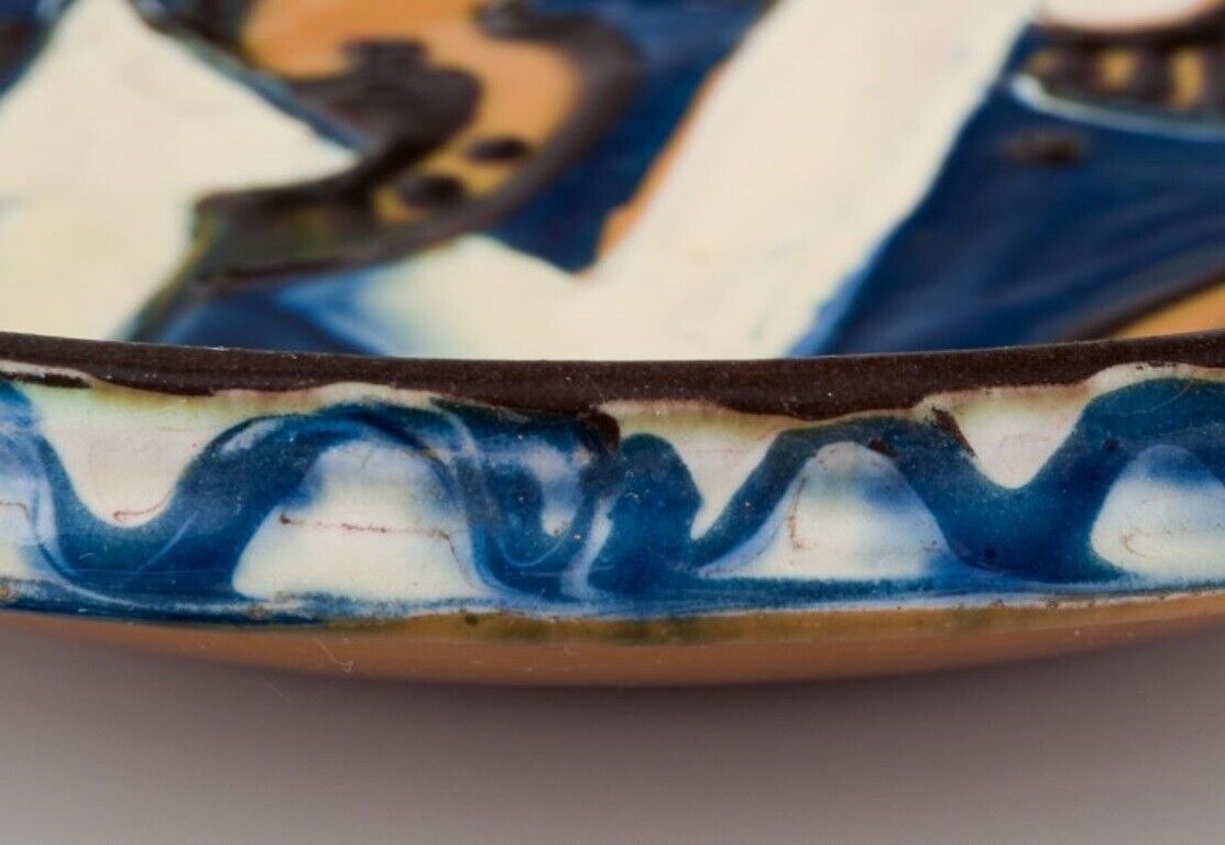 Kähler ceramic dish in cow horn technique Abstract motif 1930s