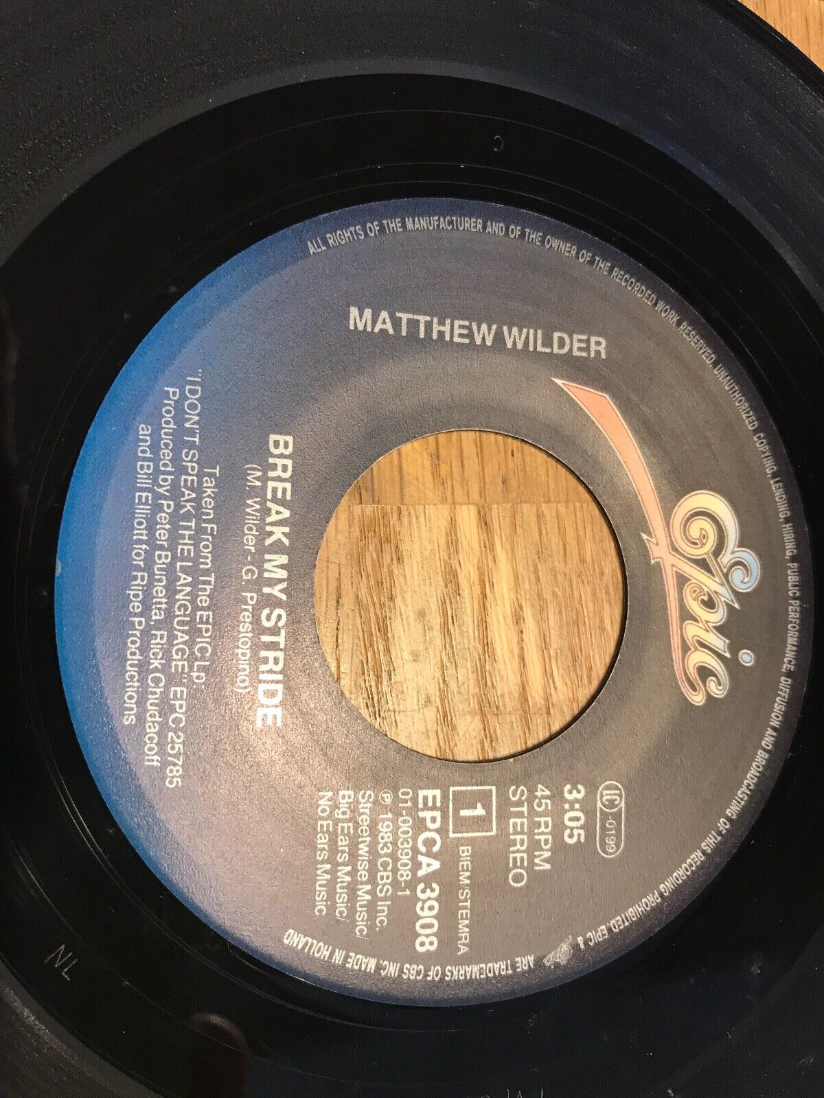 MATTHEW WILDER "BREAK MY STRIDE" 1983 7" VINYL SINGLE EPIC RECORDS DUTCH PRESS**