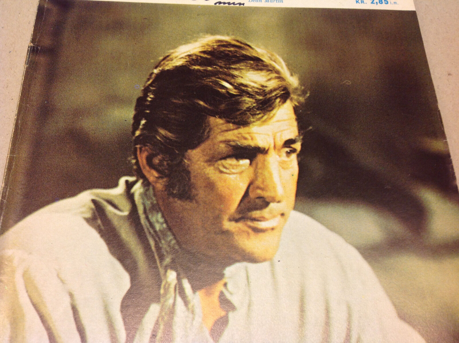 DEAN MARTIN ON THE FRONT COVER VINTAGE Danish Novelle Romanbladet Magazine 1975