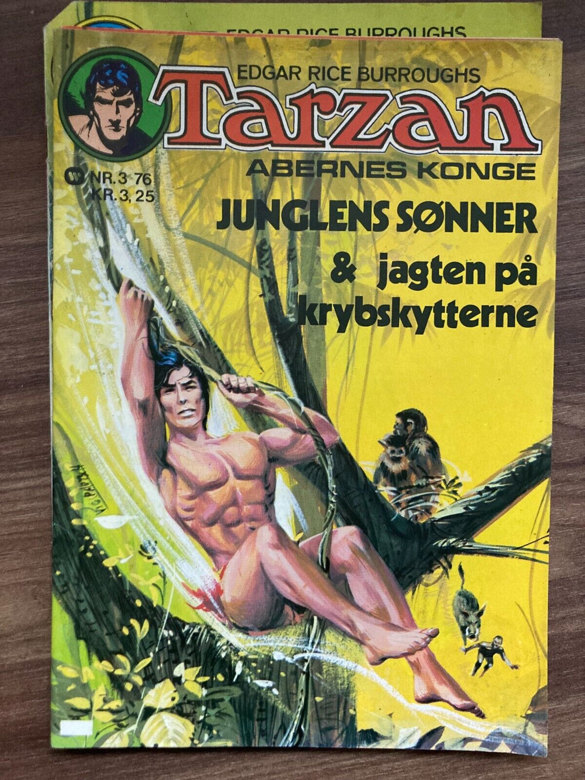 Bundle of 8 Danish Tarzan Comic Books from the 1970s - Used Condition !