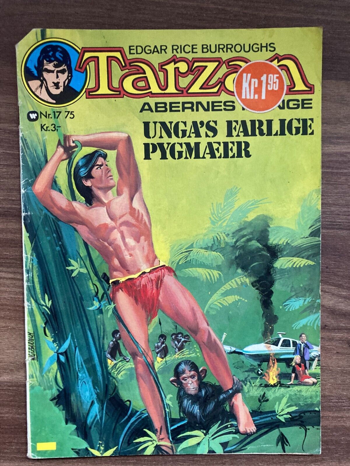 Bundle of 8 Danish Tarzan Comic Books from the 1970s - Used Condition !