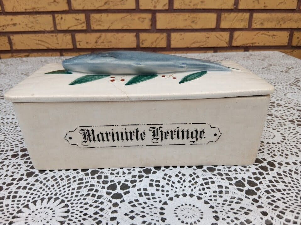 Antique Lid Box Titled "Marinirte Herrings"