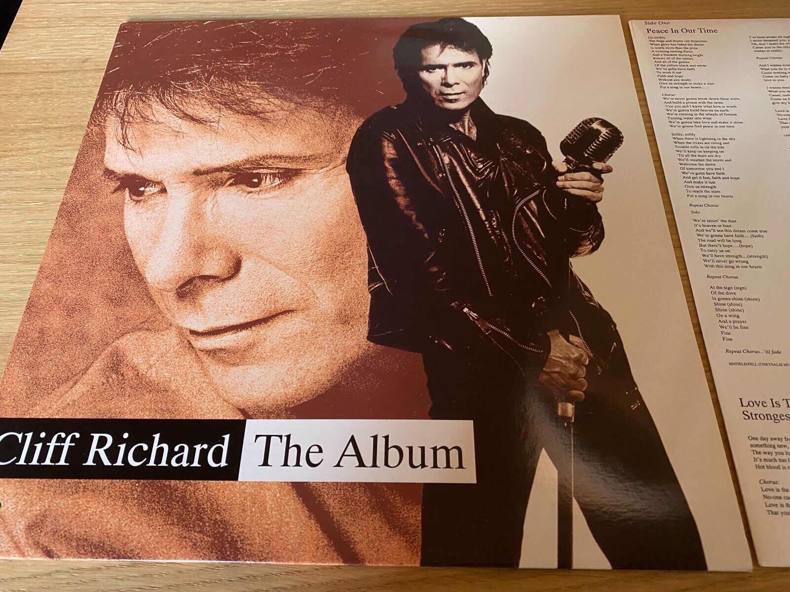 CLIFF RICHARD "THE ALBUM" 1993 VINYL LP EMI RECORDS WITH INNER SLEEVE UK PRESS