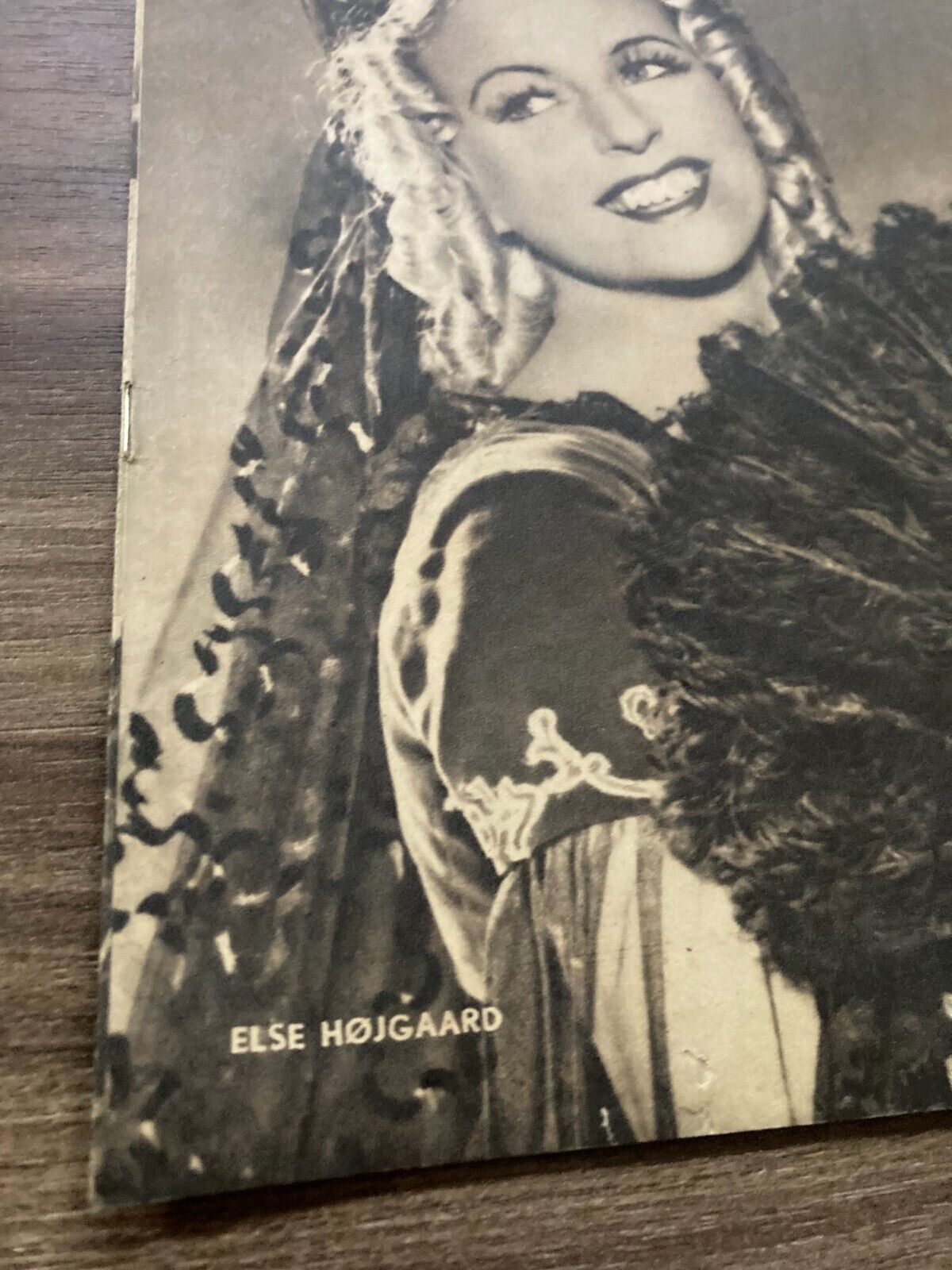 Else Højgaard Front Cover 1940s Complete Antique Danish Magazine "Uge-Magasinet"