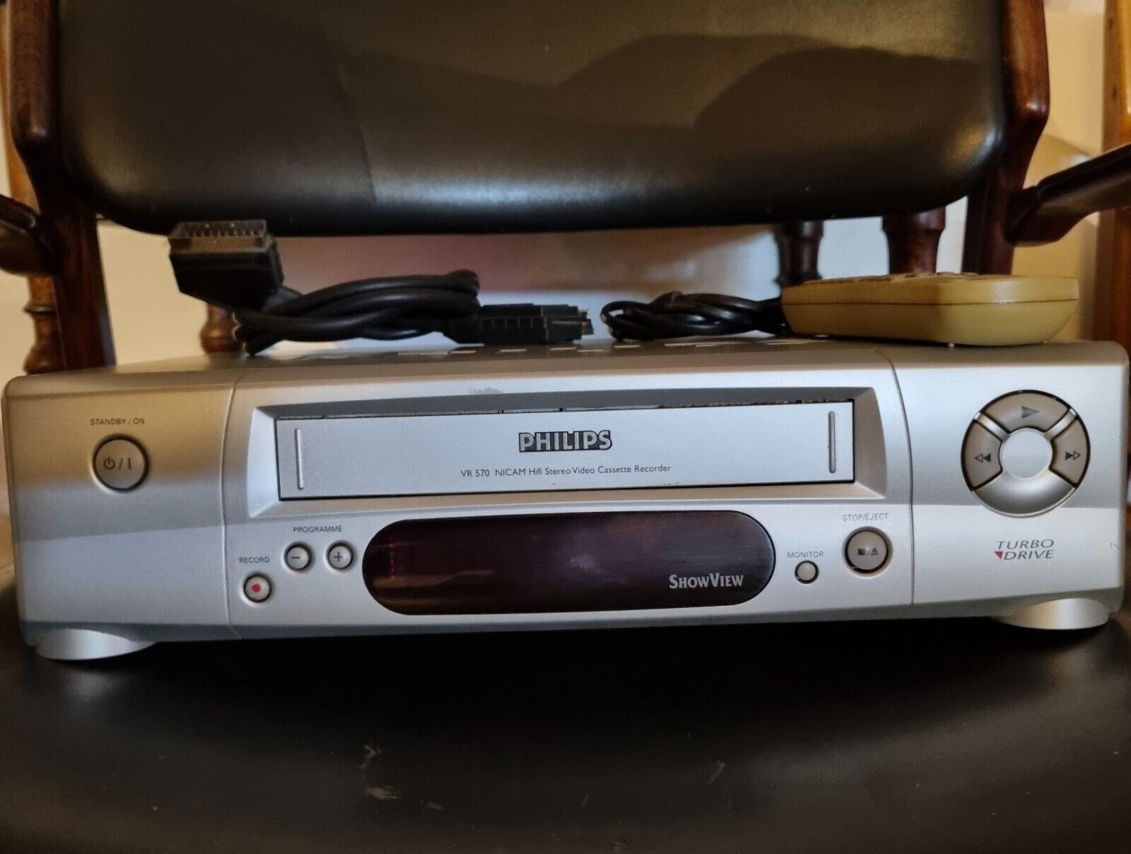 Philips VR570 / 16 VHS player (Europe)