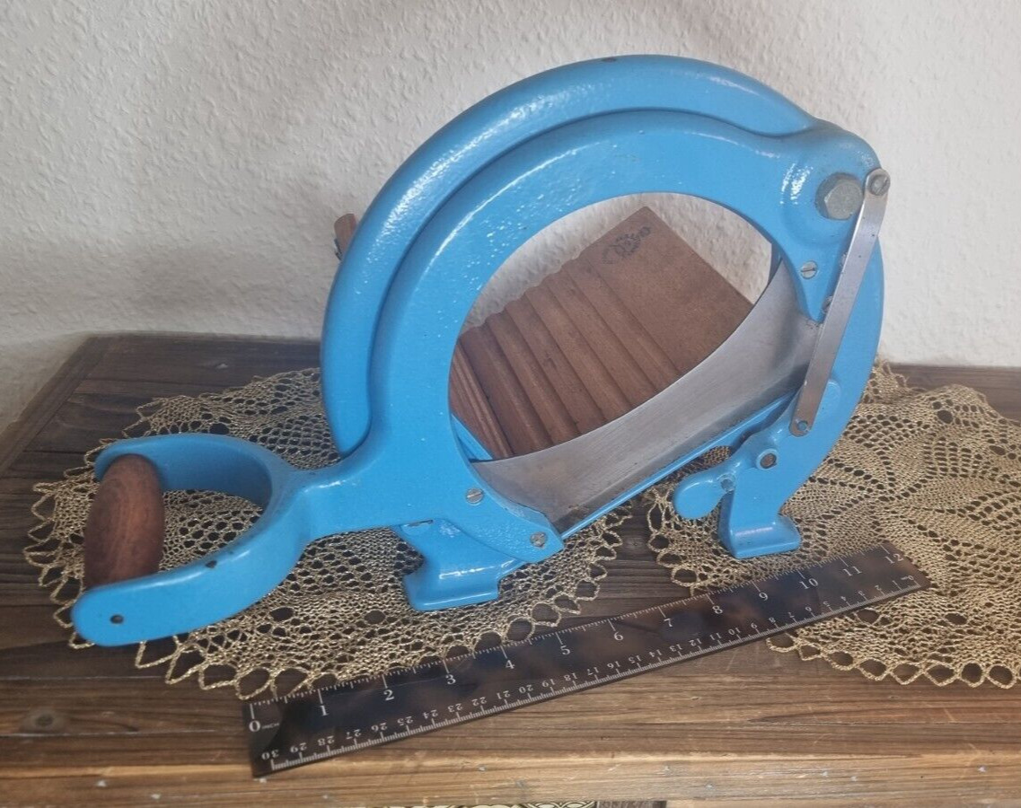 Excellent Vintage RAADVAD Turquoise Bread Slicer no 294 Danish Design Original