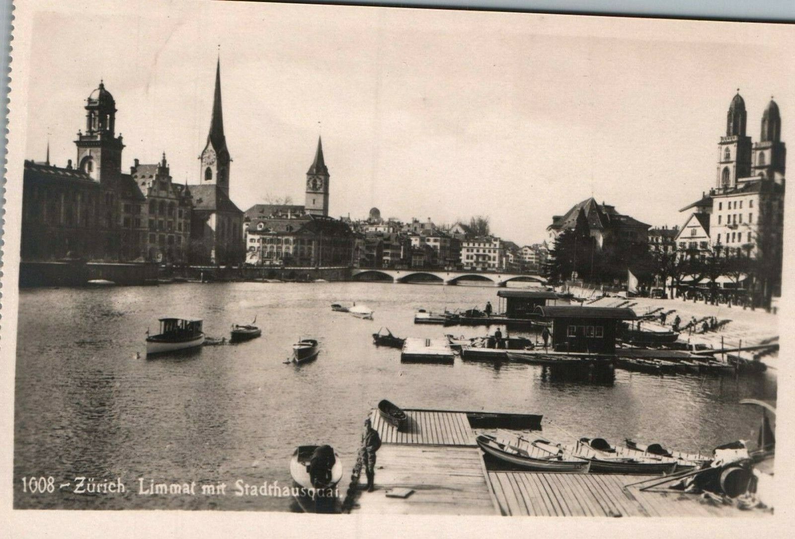 Zürich Limmat mit stadthausquai 1008 Postcard