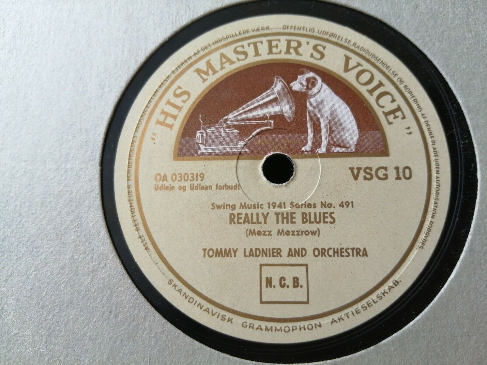 78 rpmTOMMY LADNIER AND ORCHESTRAReally The Blues/Ja-Da HMV VSG10