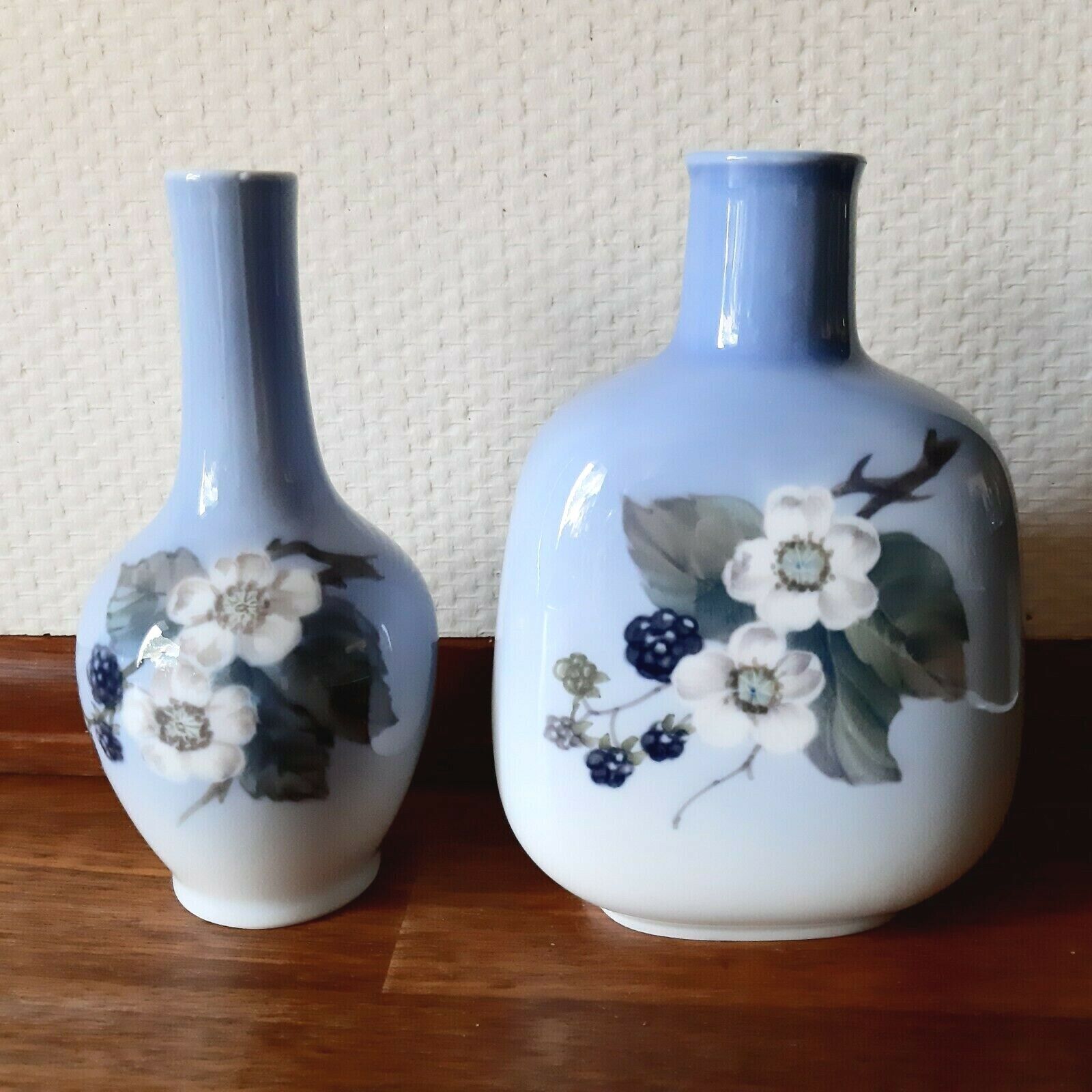 Pair of BLACKBERRIES vases # 288-43A  288/4646 Royal Copenhagen