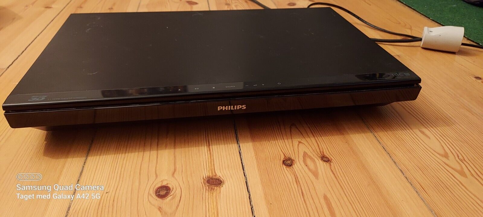 Philips HTB5520G/12 51 3D Blu-Ray (Power ON)