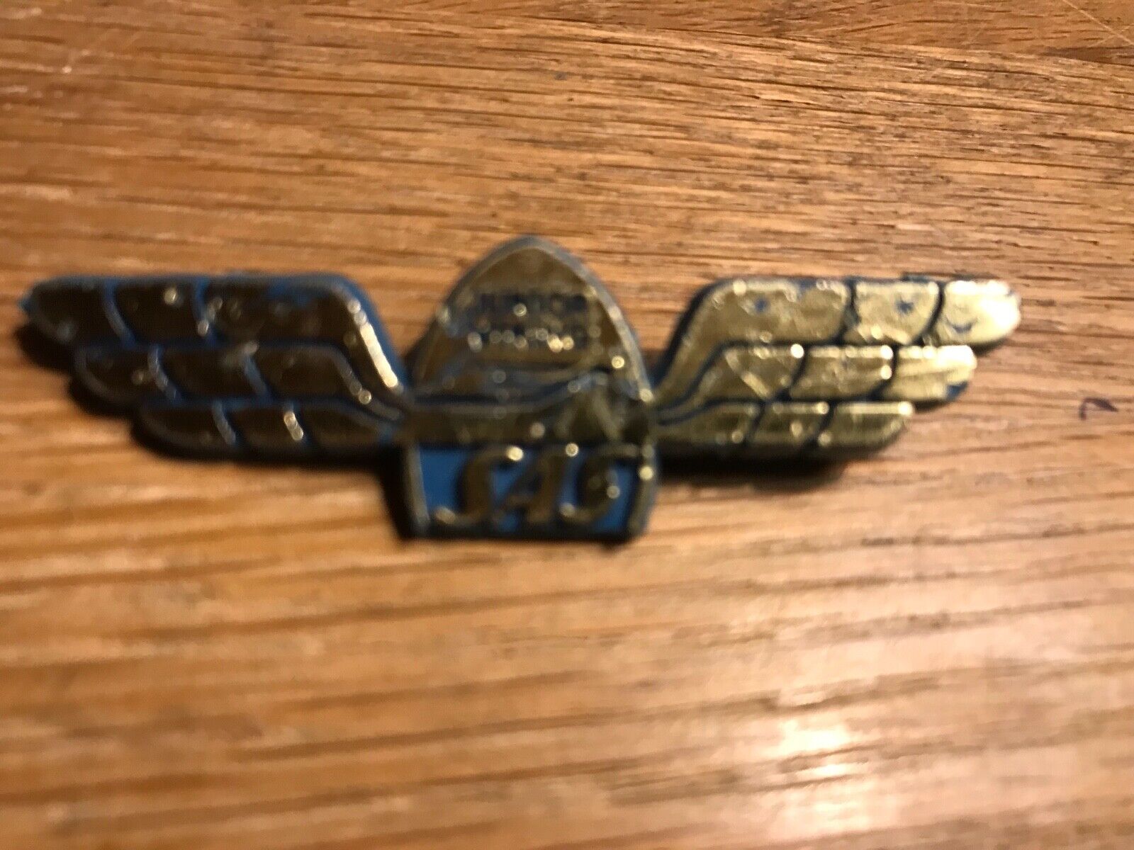 SAS AIRLINE PIN USED OUT OF PRINT VINTAGE SCANDINAVIAN AIRLINE JUNIOR VIKING*