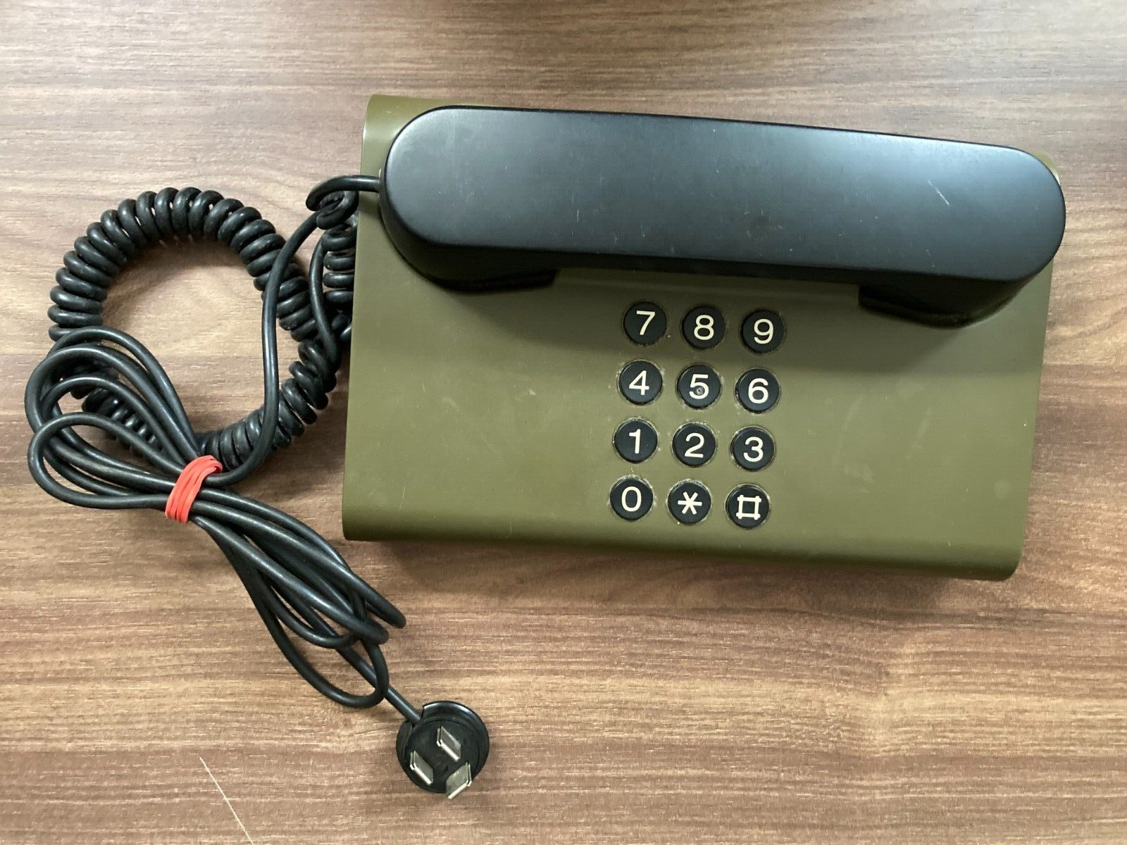 DanMark Retro Vintage Danish Design 1980s Army Green Desk Landline Phone