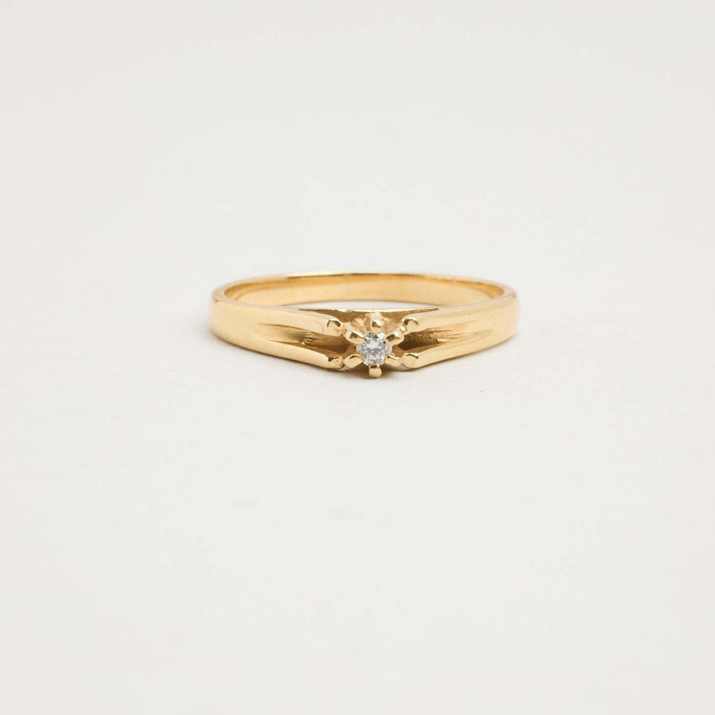 Ring with diamond (0025 ct) in 14K Gold size 5 | Vintage Solid Gold