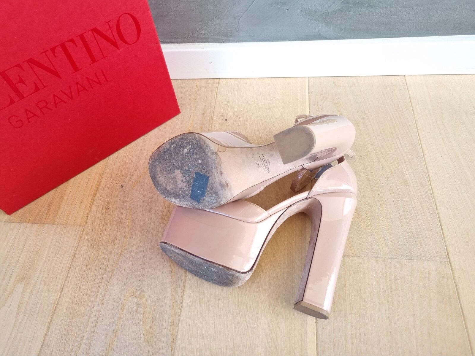 **Valentino** Beige Nude Tan-Go Patent Leather Platform Sandals Heels Sz 39