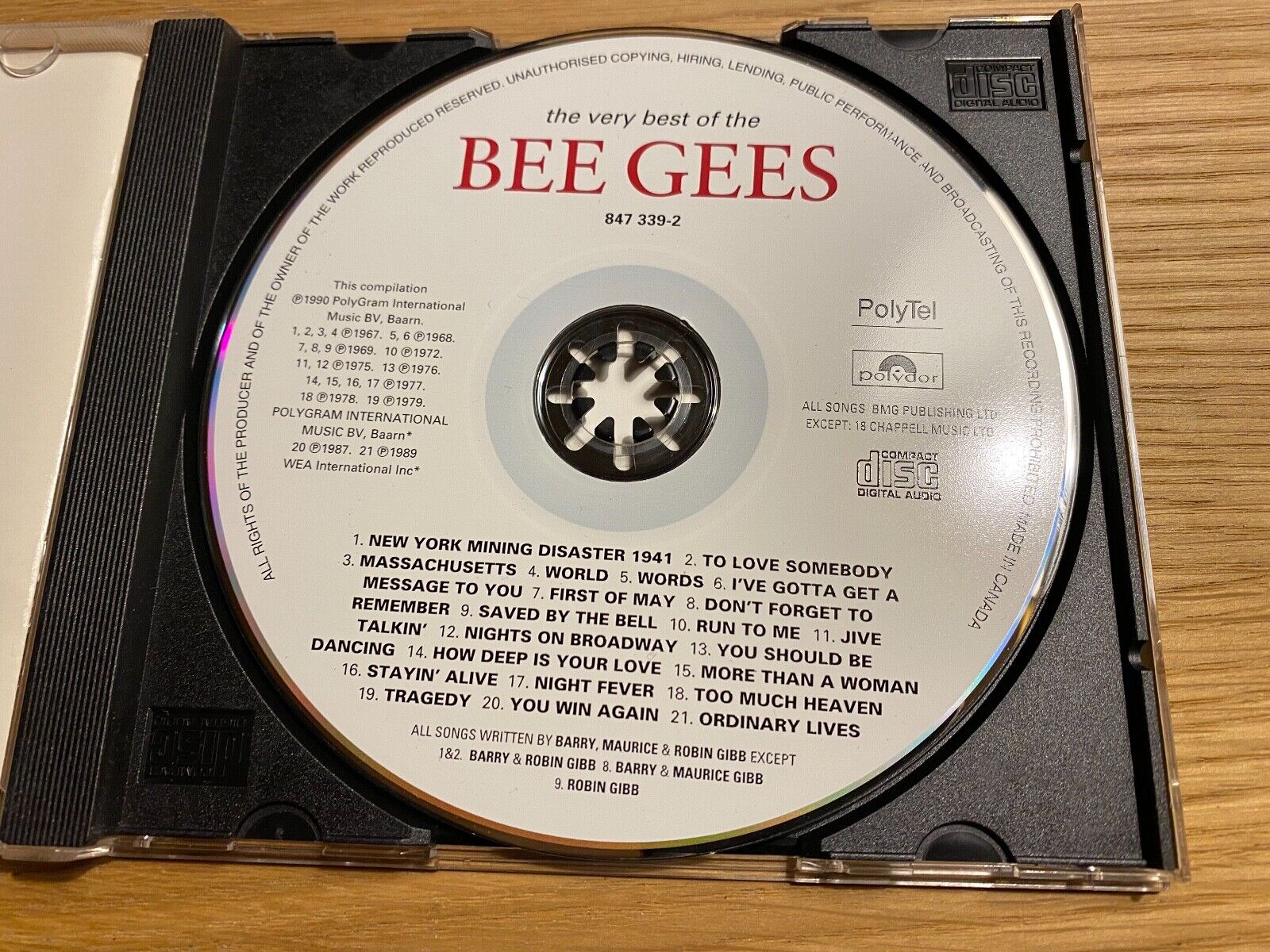 BEE GEES "THE VERY BEST OF THE BEE GEES" POLYDOR 21 TRACK CANADIAN PRESS CDALBUM