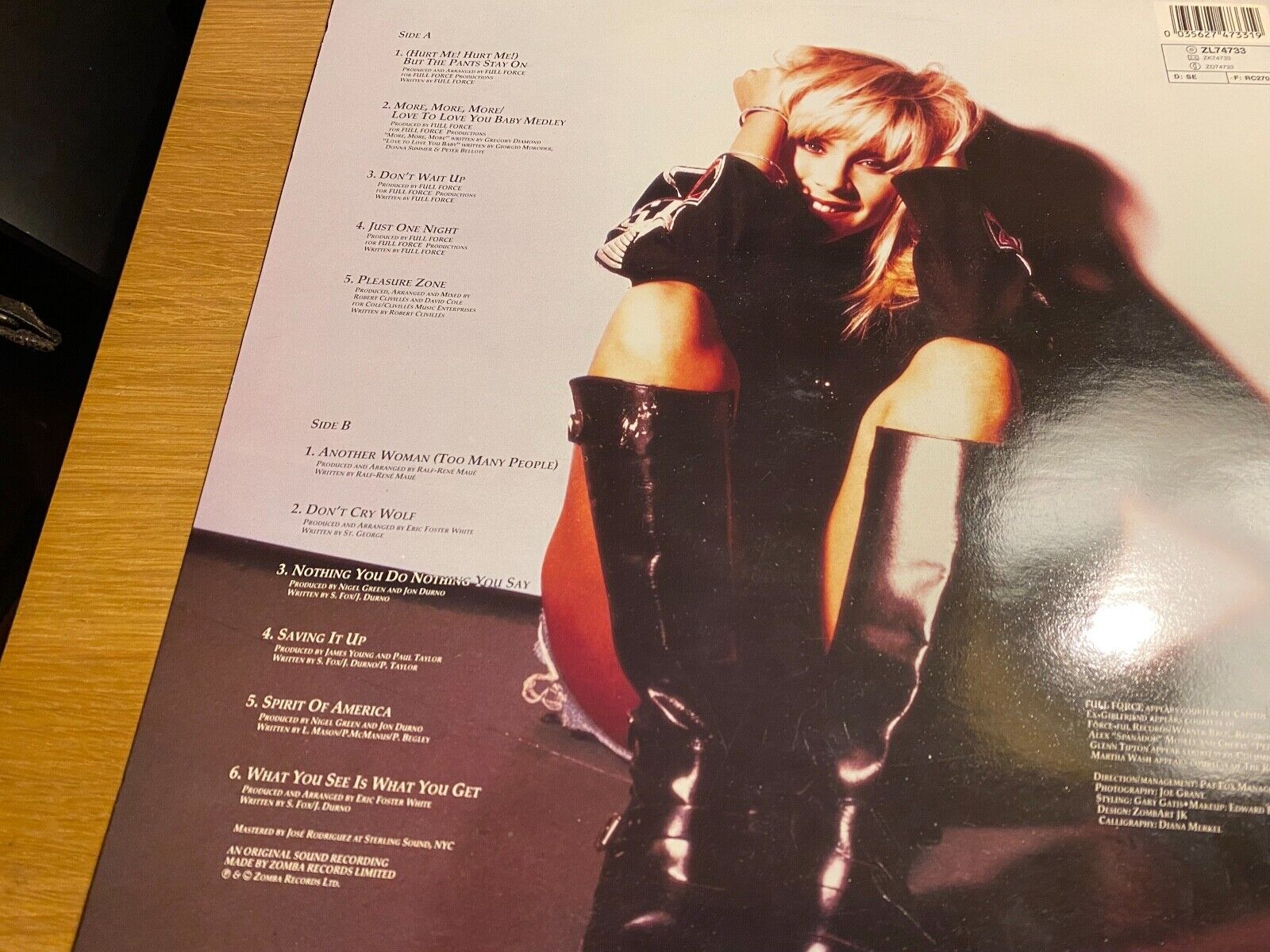 SAMANTHA FOX "JUST ONE NIGHT" JIVE RECORDS 1991 11 TRACK LP DUTCH WITH FLYER 33*