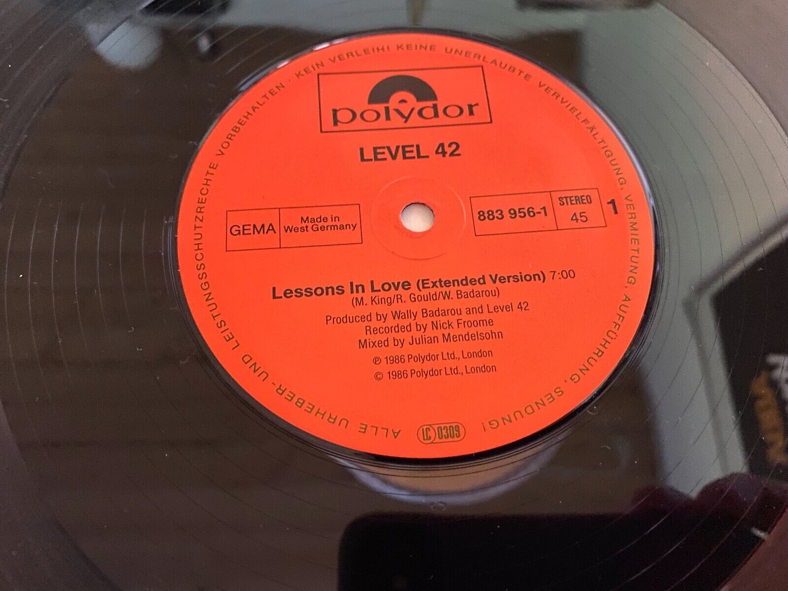 LEVEL 42 "LESSONS IN LOVE" 1986 12" VINYL MAXI SINGLE POLYDOR RECORDS W GERMANY