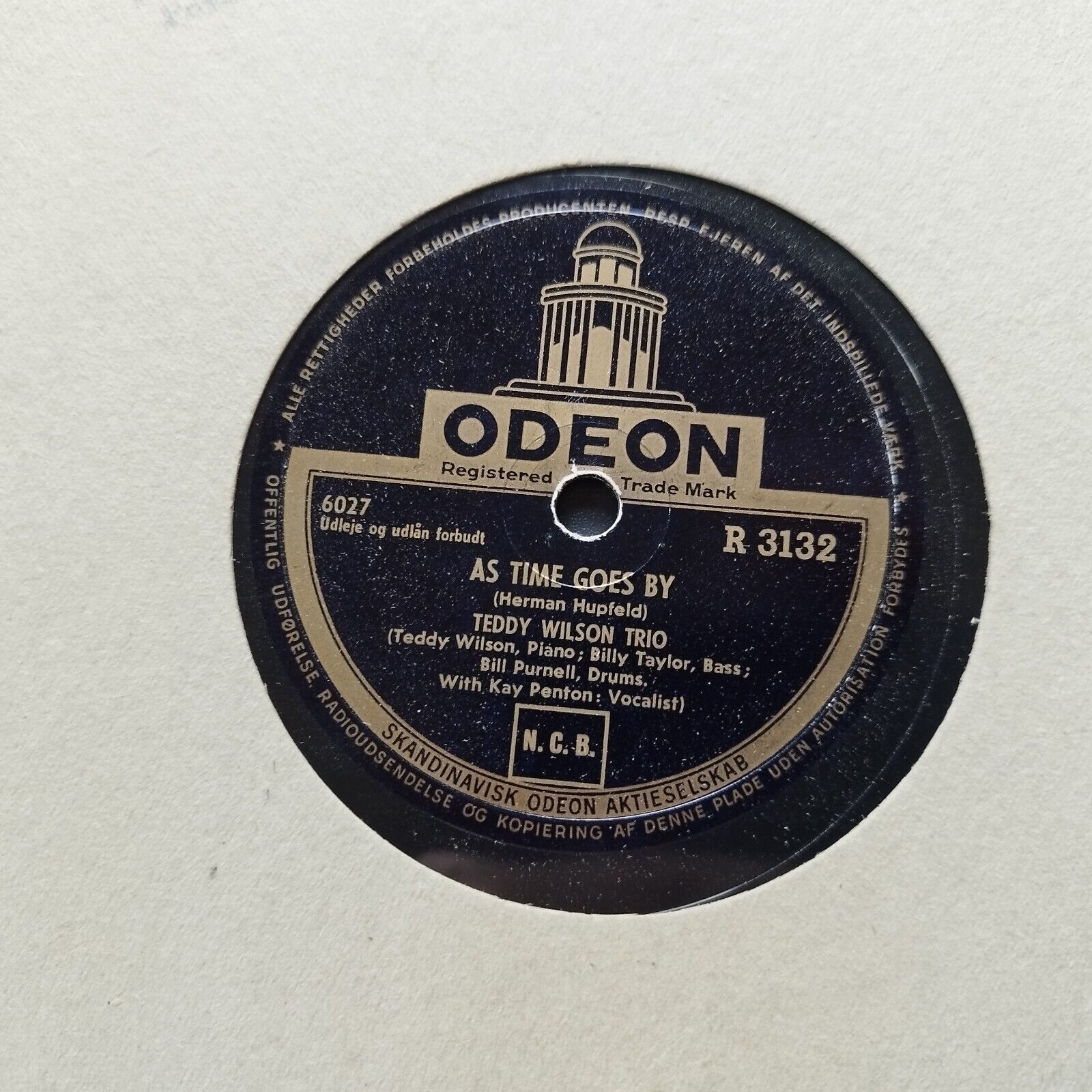 78 RPM  shellac TEDDY WILSON TRIO As Time Goes By / Whispering