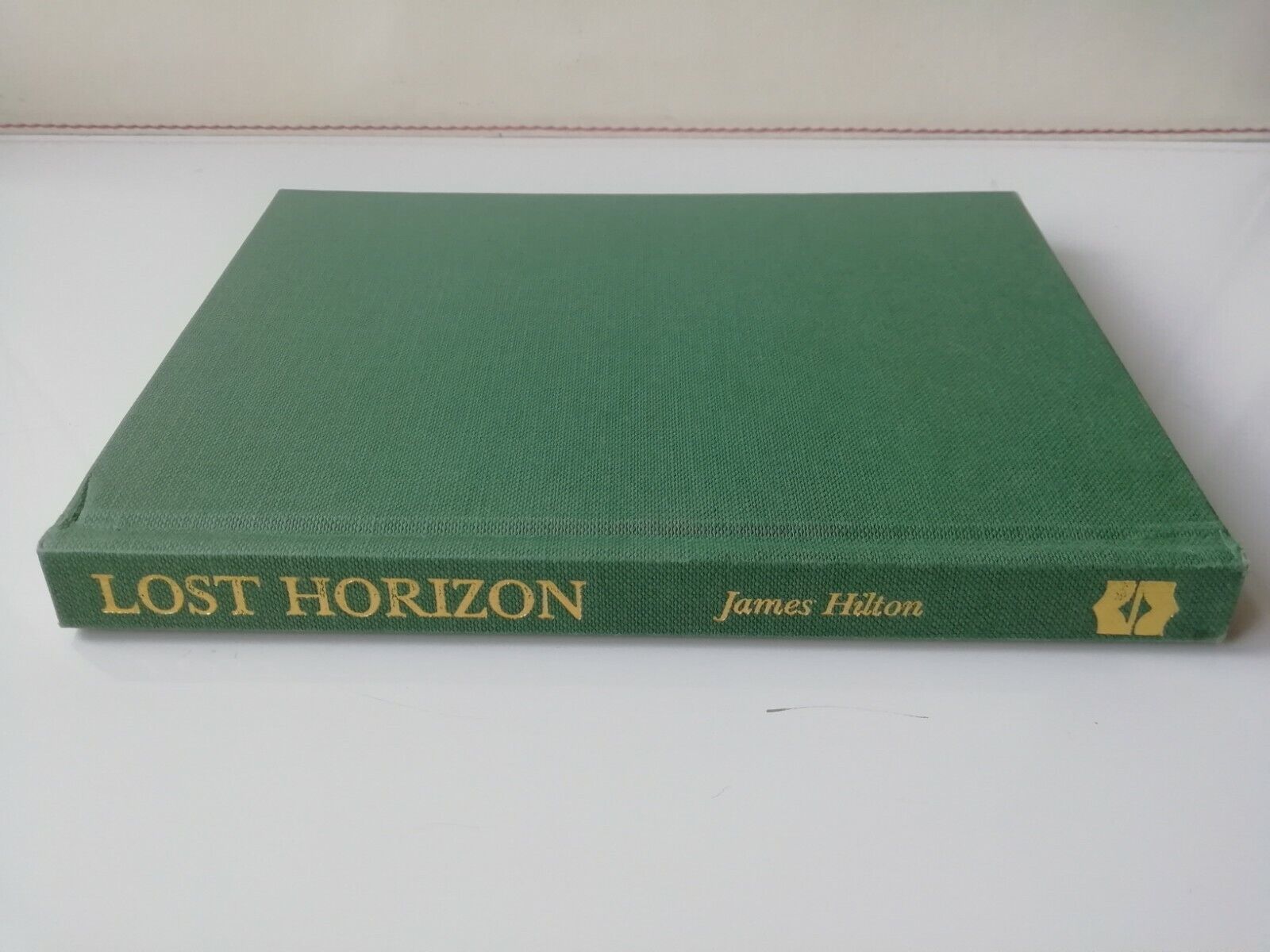 LOST HORIZON by James HiltonPan Books for Shangri-La Hotels  Resorts 1991