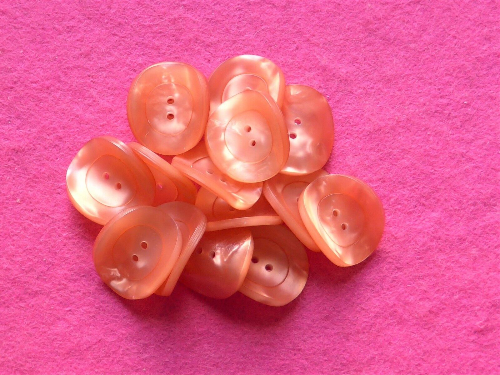 SALE - 15 WONKY unused vintage PINK early plastic buttons  23 mm ( 36 )