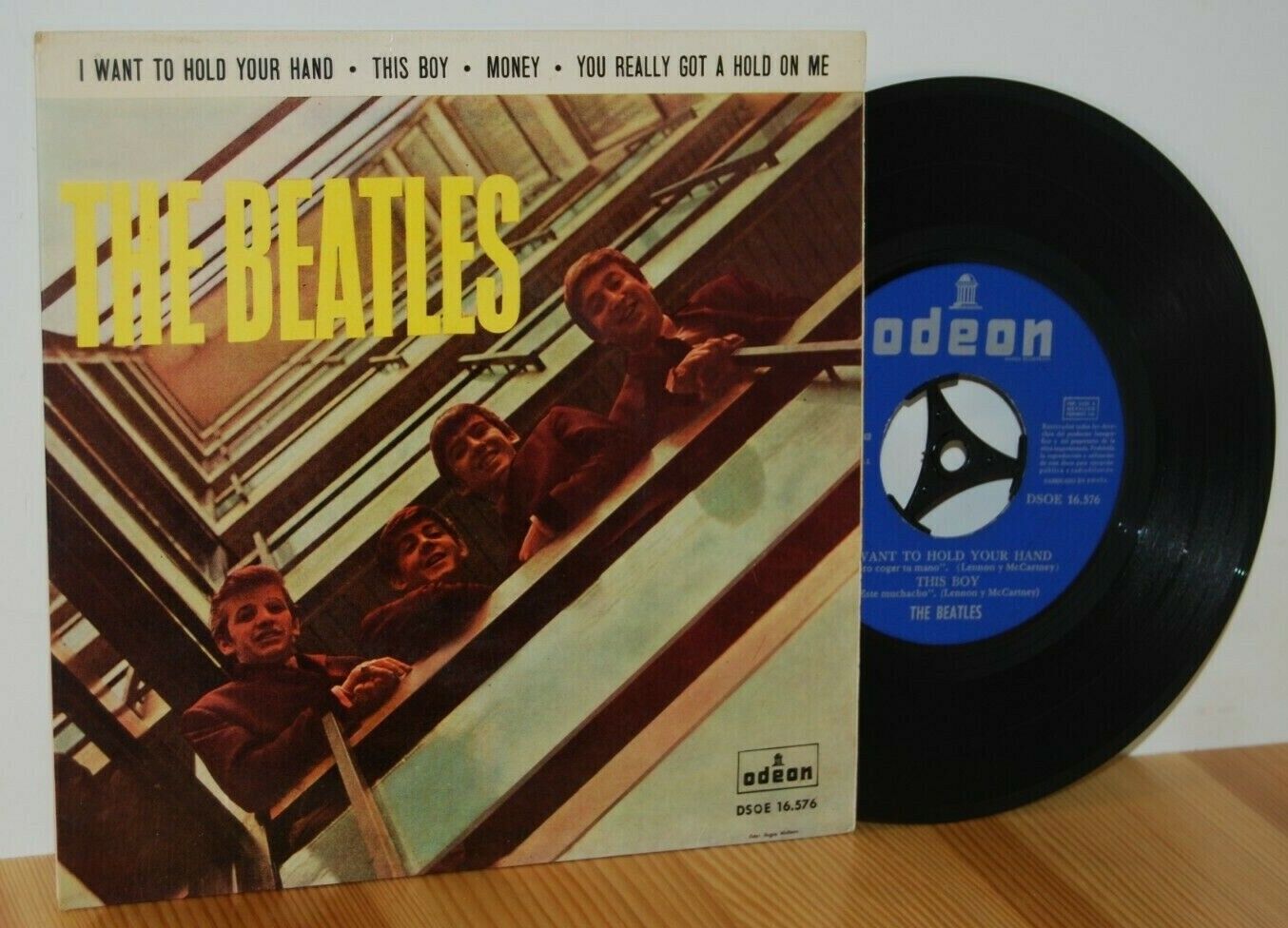 The BEATLES I Want To Hold Your Hand +3 EP Spain ODEON