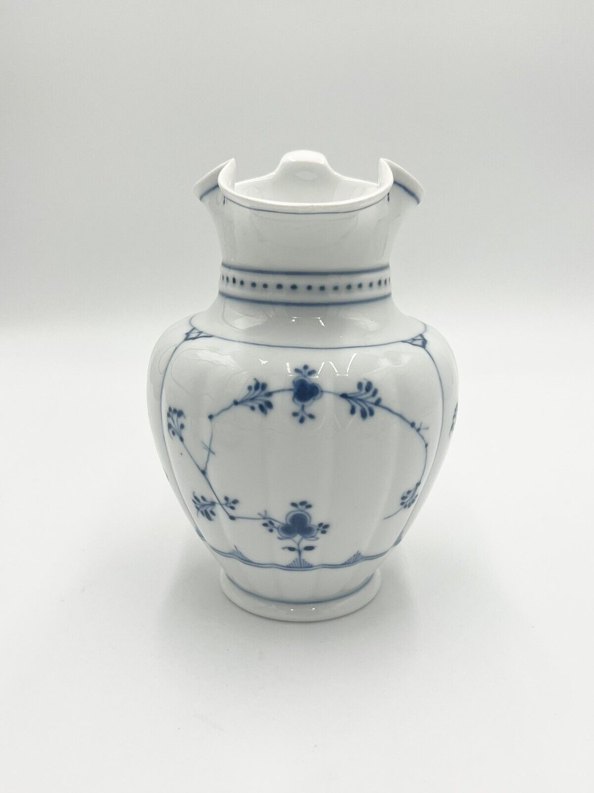 Old jug - Painted blue Bing og Grøndahl BG