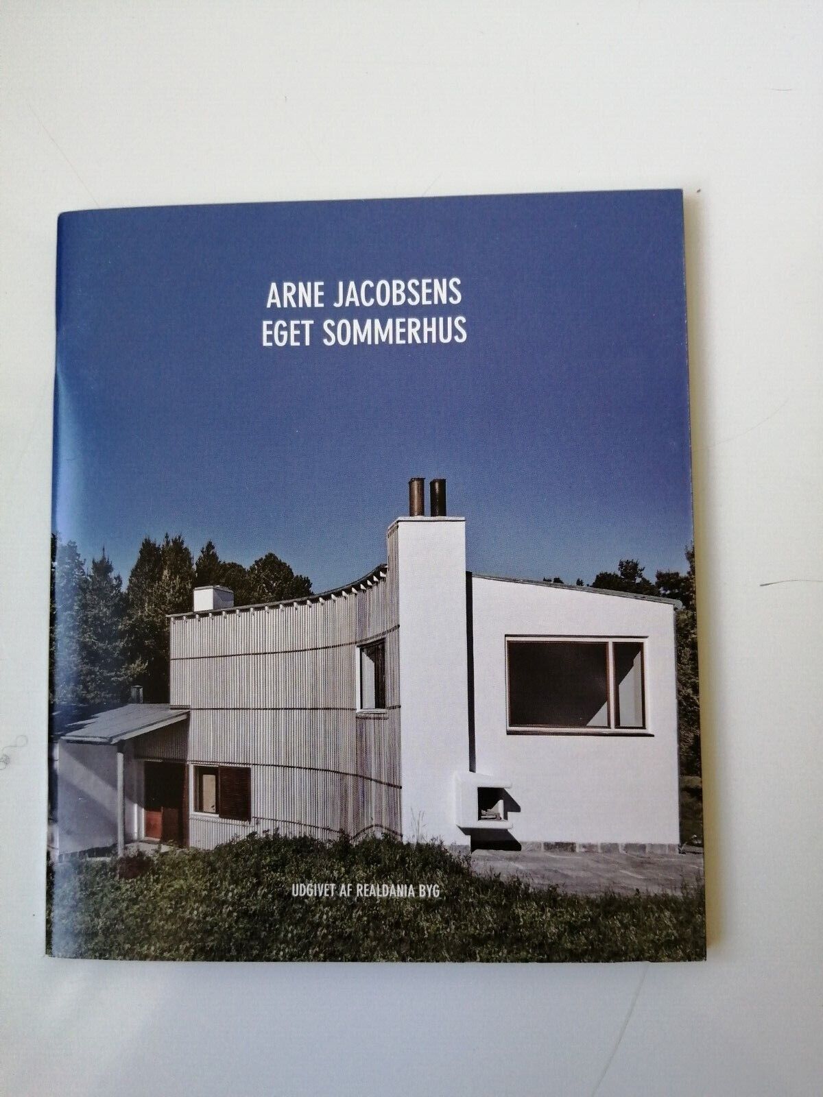 Danish bookletARNE JACOBSEN's Own SummerhouseRare booklet from 201332 pages