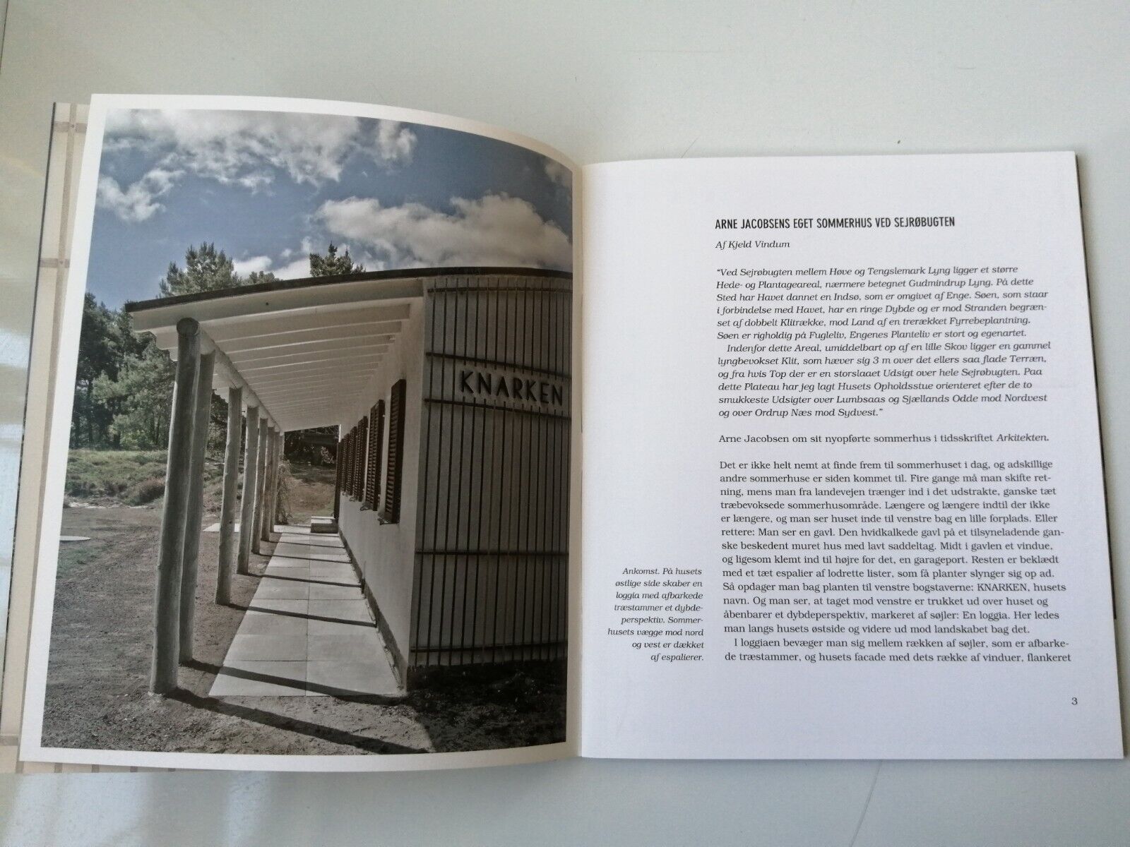 Danish bookletARNE JACOBSEN's Own SummerhouseRare booklet from 201332 pages