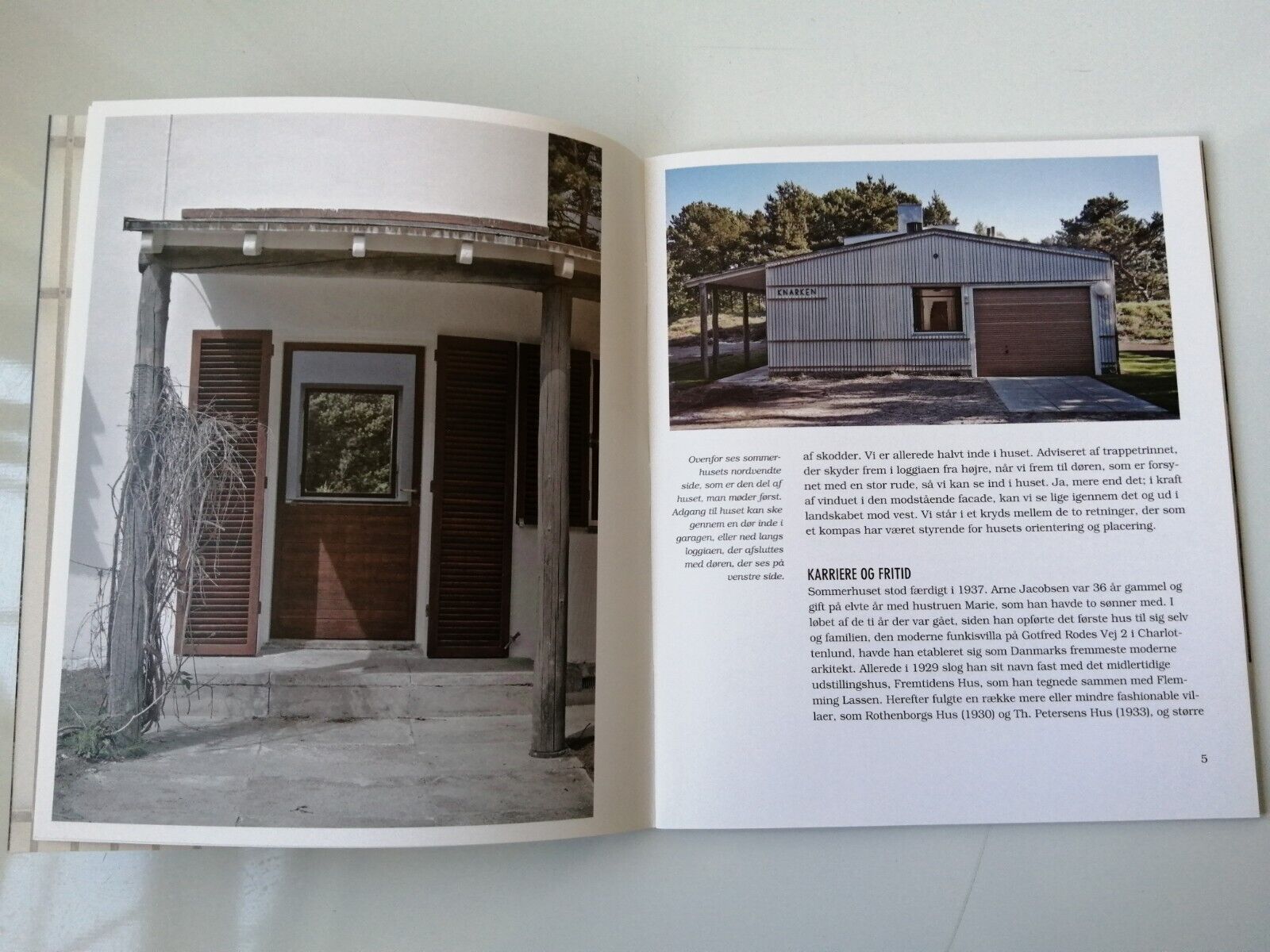 Danish bookletARNE JACOBSEN's Own SummerhouseRare booklet from 201332 pages