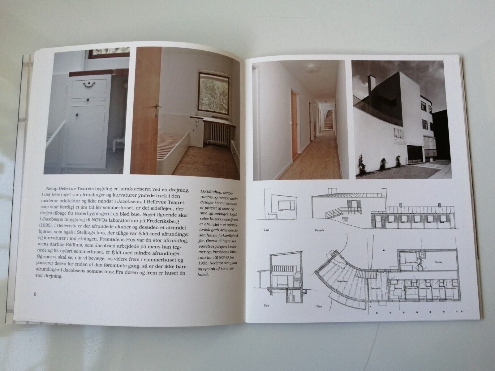 Danish bookletARNE JACOBSEN's Own SummerhouseRare booklet from 201332 pages